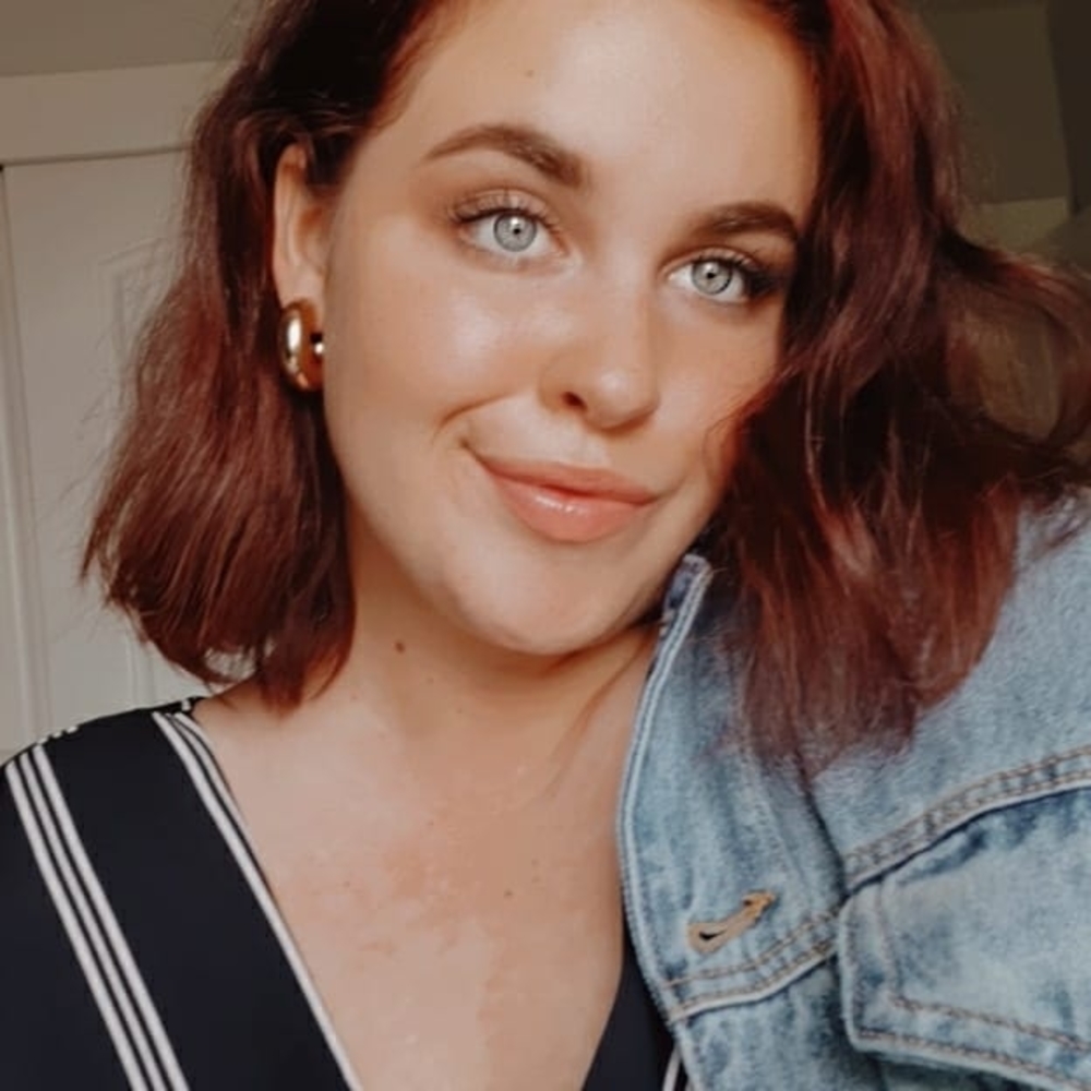 Meet your Posher, Yana